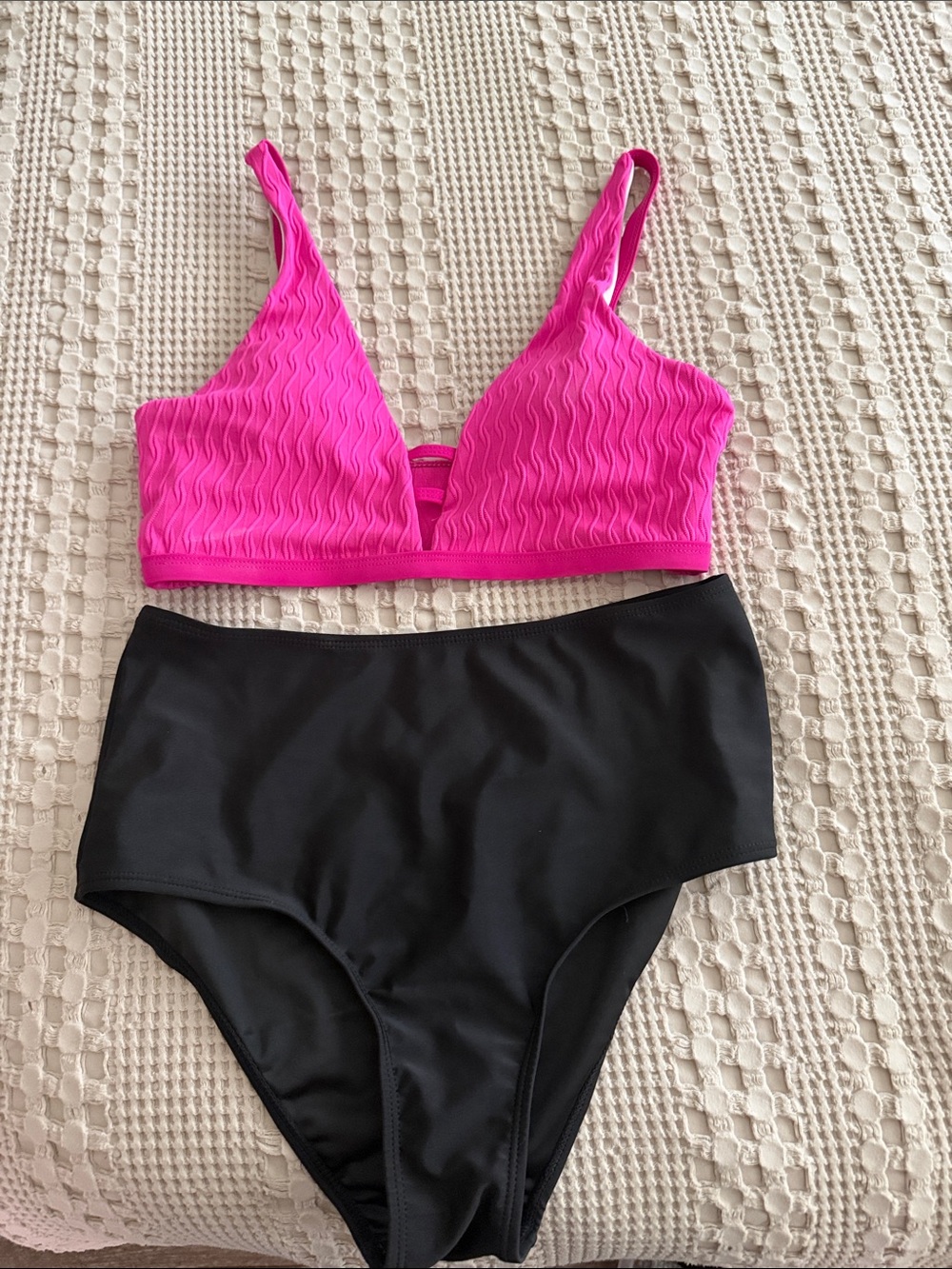 Women’s Hot Pink & Black Two-Piece Swim Set